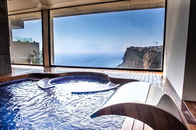 3 chambre Penthouse à vendre à Casco Urbano, Teulada-Moraira avec piscine garage - 750 000 € (Ref: 8473691)