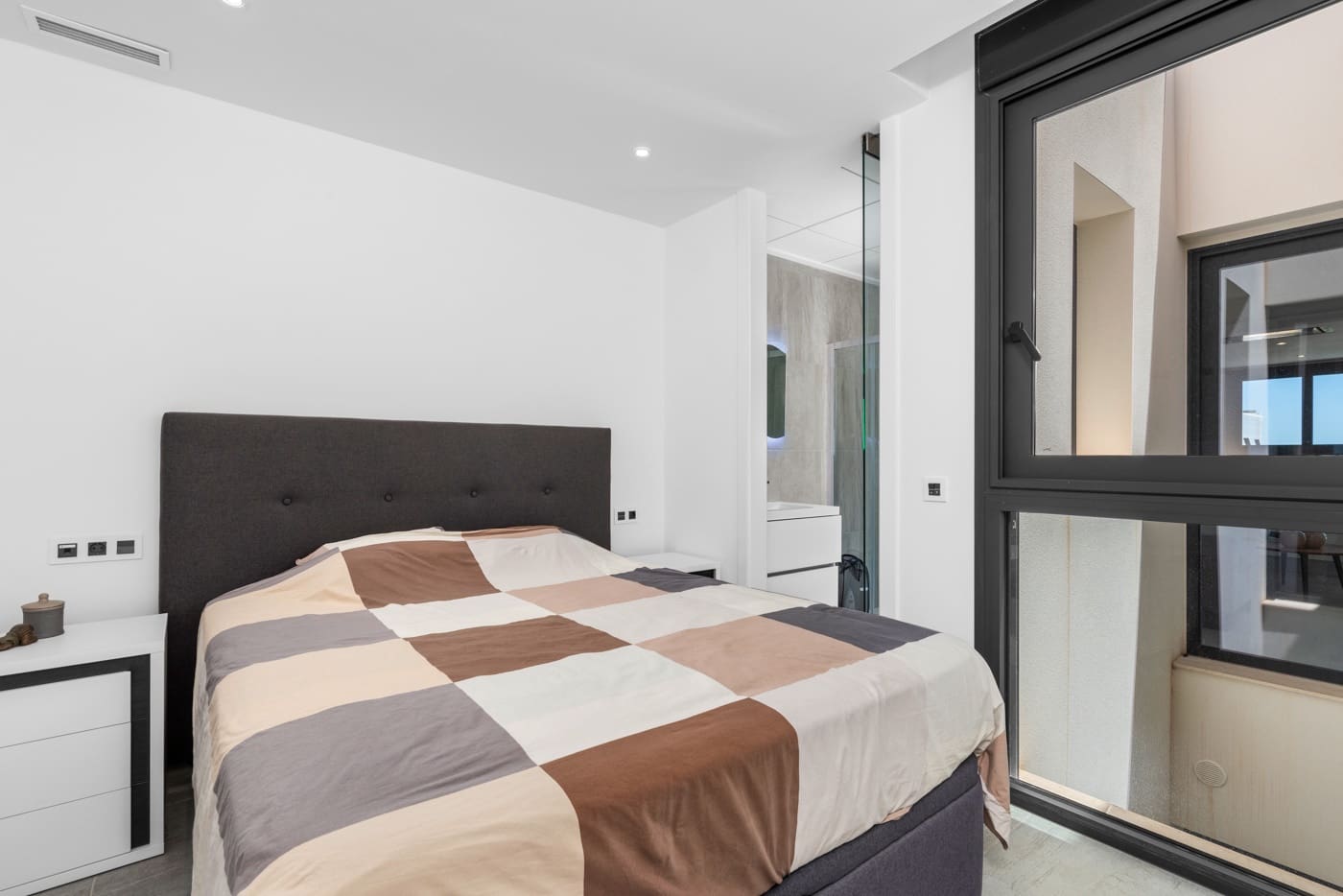 5 soveværelse Villa til salg i San Miguel de Salinas - € 499.990 (Ref: 8487221)