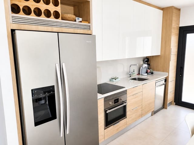 Villa/Maison de 3 chambres de location de vacances à Benijófar avec piscine garage - 1 050 € (Ref: 8506197)