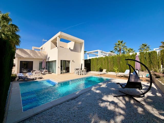 3 slaapkamer Villa voor vakantieverhuur in Benijófar met zwembad garage - € 1.106 (Ref: 8506197)