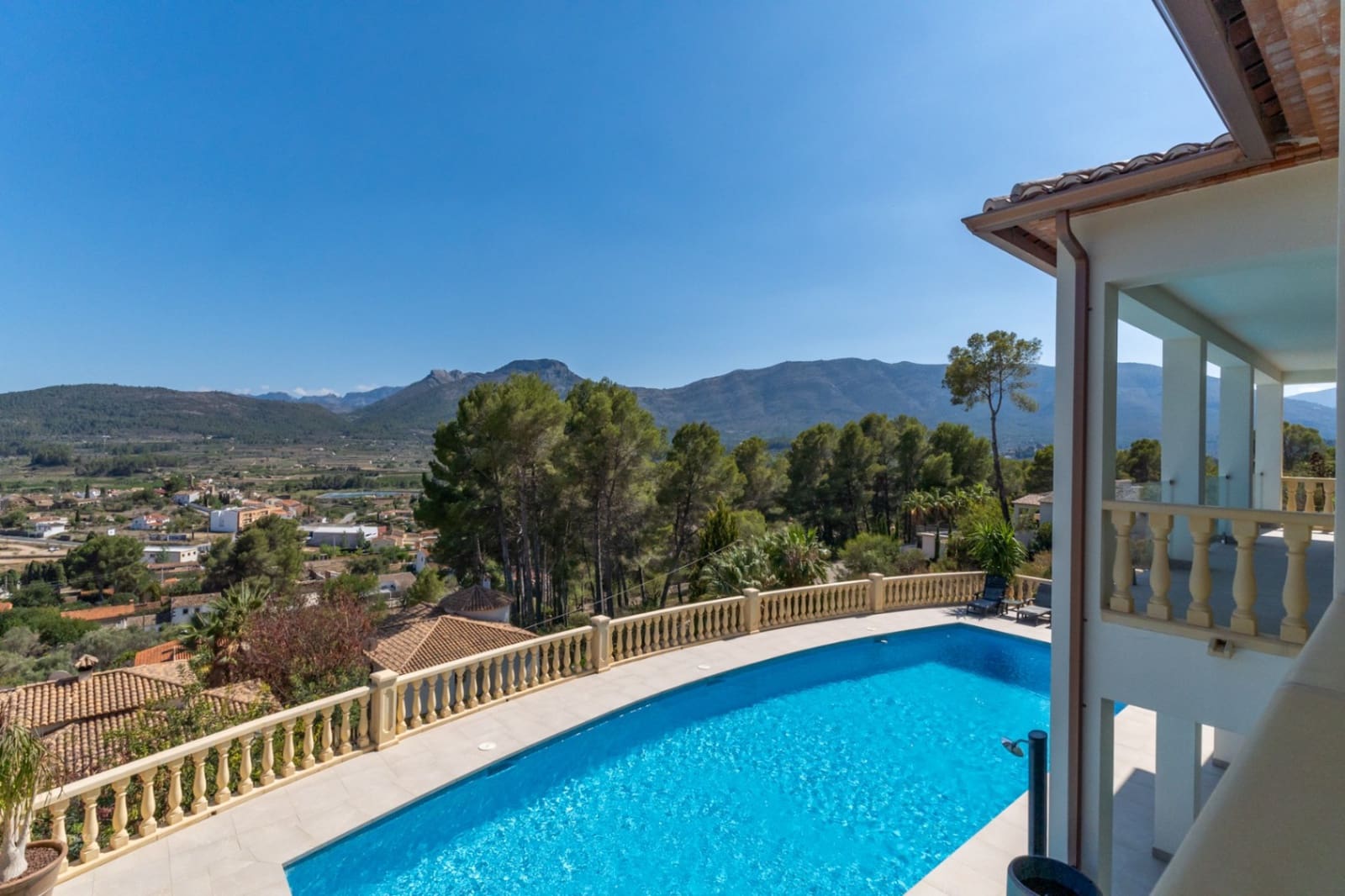 7 soveværelse Villa til salg i Jalon / Xalo med swimmingpool - € 1.500.000 (Ref: 8522799)