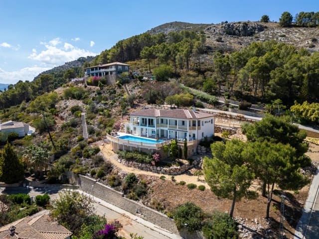 7 slaapkamer Villa te koop in Jalón / Xaló met zwembad - € 1.500.000 (Ref: 8522799)