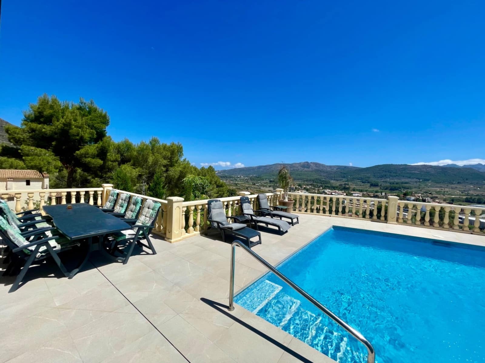 7 soveværelse Villa til salg i Jalon / Xalo med swimmingpool - € 1.500.000 (Ref: 8522799)