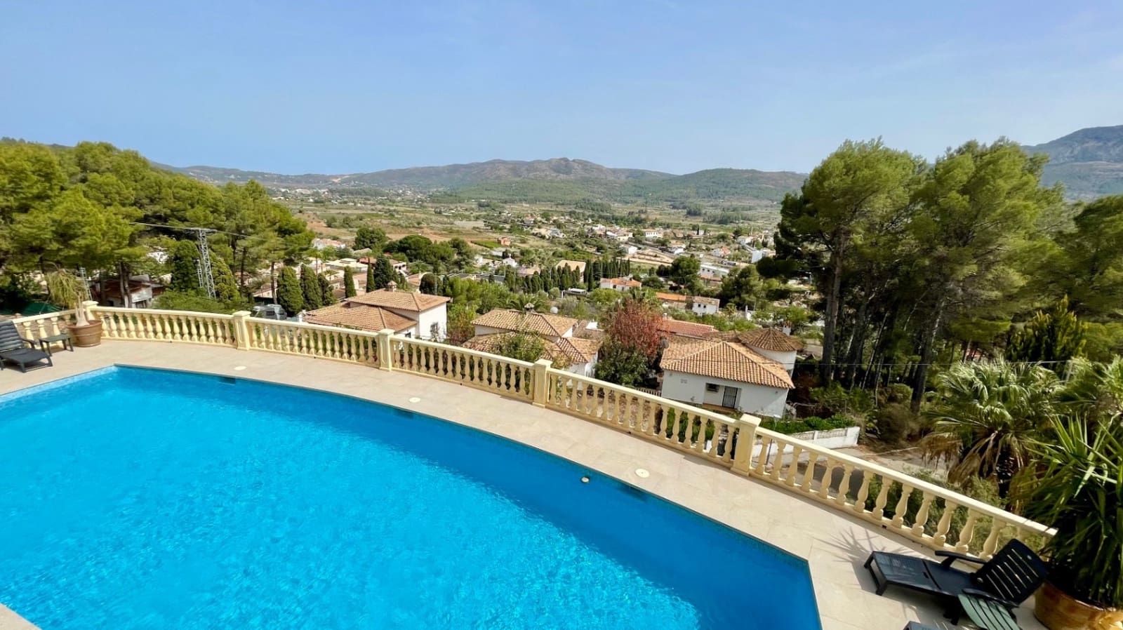 7 soveværelse Villa til salg i Jalon / Xalo med swimmingpool - € 1.500.000 (Ref: 8522799)