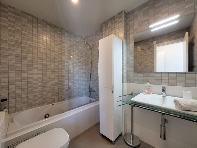 2 quarto Apartamento para arrendamento para férias em Puerto Deportivo, Guardamar del Segura com piscina Garagem - 399 € (Ref: 8543164)