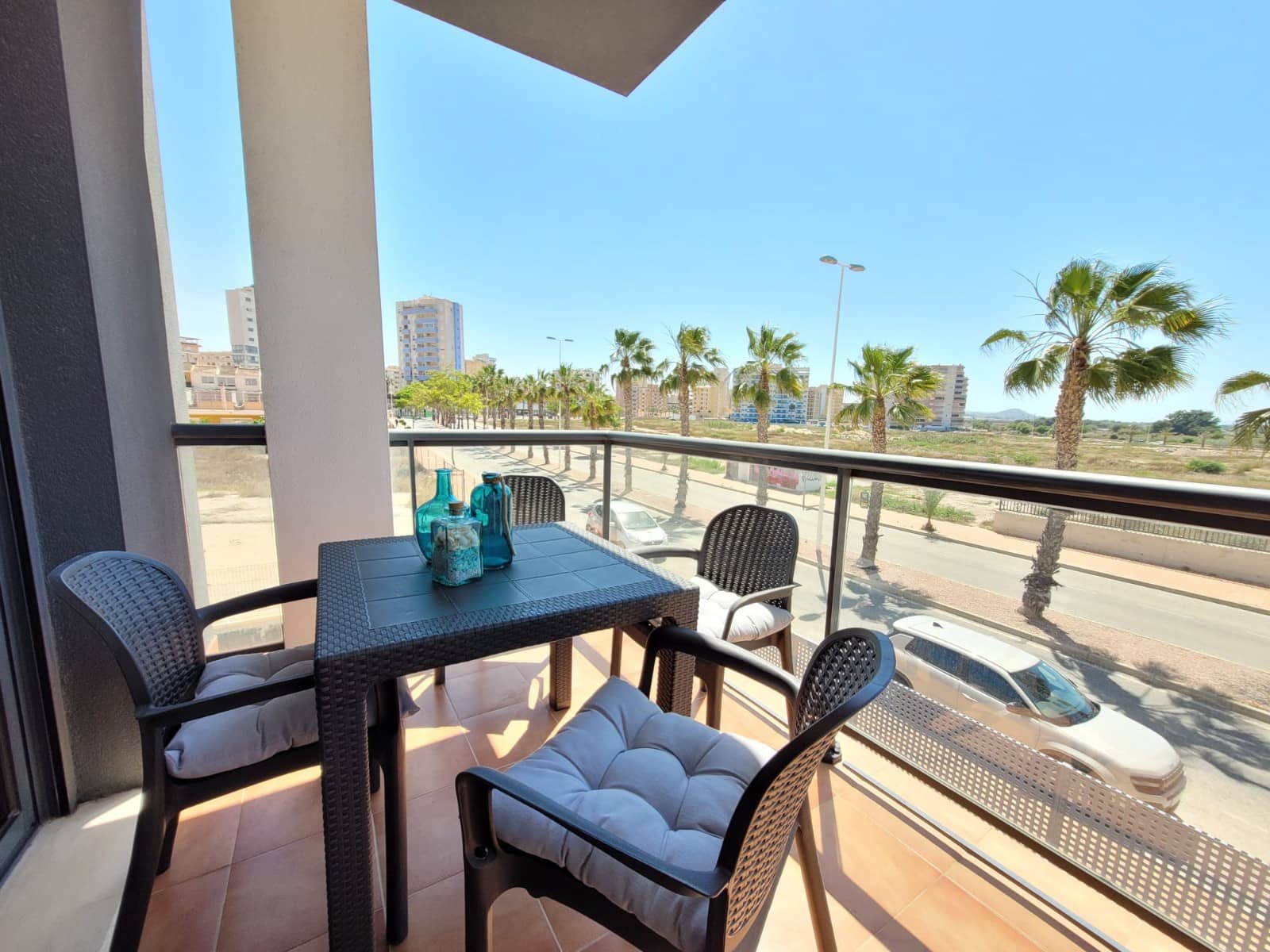 Appartement de 2 chambres de location de vacances à Guardamar del Segura avec piscine garage - 399 € (Ref: 8543164)
