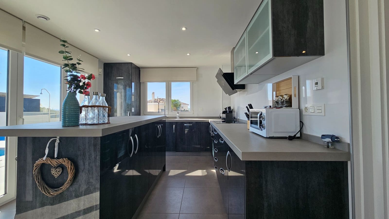 3 camera da letto Villa da affitare come casa vacanza in La Marina con piscina garage - 1.050 € (Rif: 8549793)