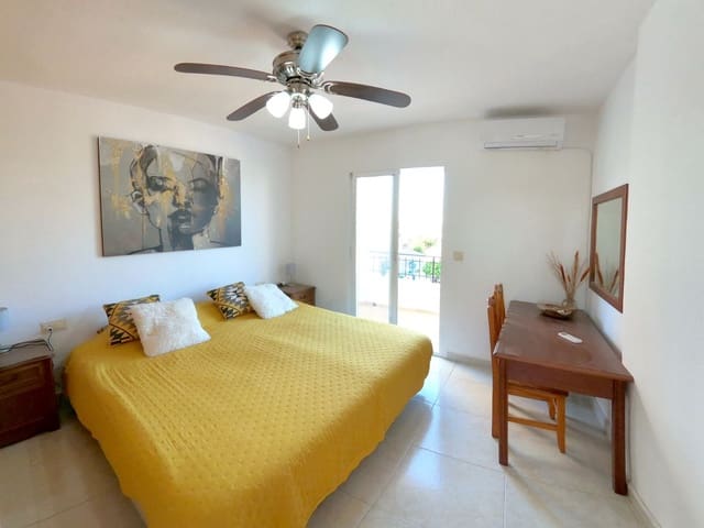 3 bedroom Townhouse for holiday rental in Cabo Roig, Orihuela with pool garage - € 525 (Ref: 8558859)