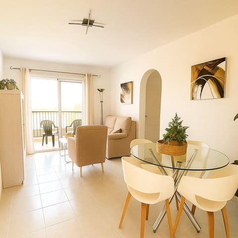 2 quarto Apartamento para arrendamento para férias em El Chaparral, Torrevieja com piscina - 329 € (Ref: 8562977)