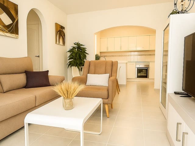 2 quarto Apartamento para arrendamento para férias em El Chaparral, Torrevieja com piscina - 329 € (Ref: 8562977)