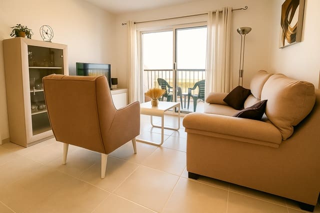 2 quarto Apartamento para arrendamento para férias em El Chaparral, Torrevieja com piscina - 329 € (Ref: 8562977)
