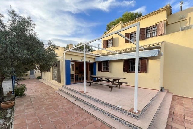 4 soverom Finca/Herregård til salgs i Javea / Xàbia med svømmebasseng - € 790 000 (Ref: 8581006)