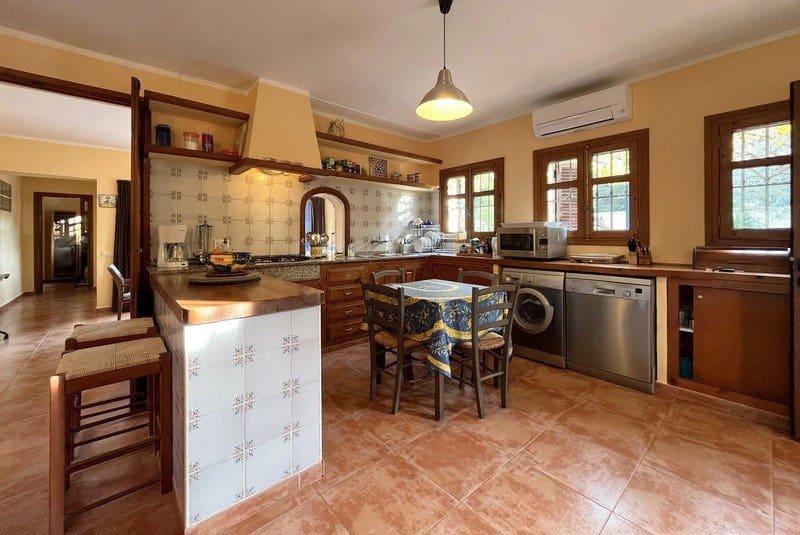 4 soverom Finca/Herregård til salgs i Javea / Xabia med svømmebasseng - € 790 000 (Ref: 8581006)