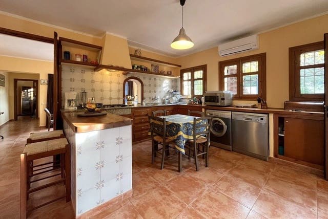 4 soverom Finca/Herregård til salgs i Javea / Xàbia med svømmebasseng - € 790 000 (Ref: 8581006)