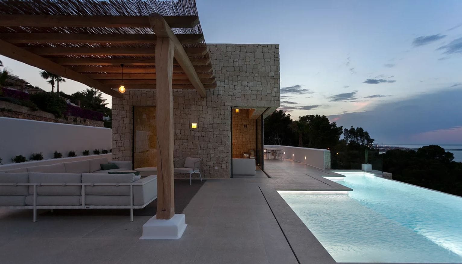 5 Zimmer Villa zu verkaufen in Denia mit Pool - 2.650.000 € (Ref: 8586706)