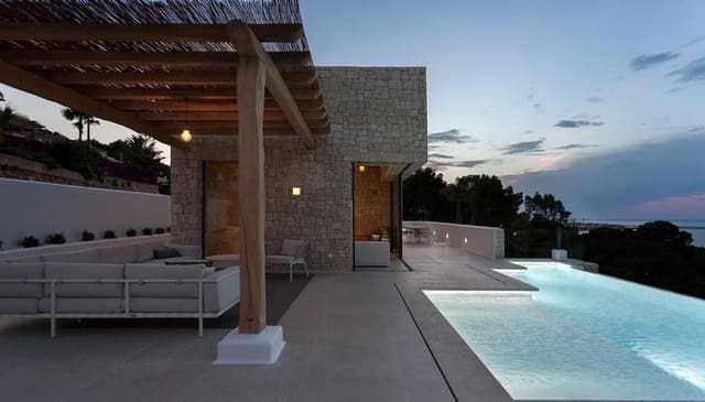 5 Zimmer Villa zu verkaufen in Dénia mit Pool - 2.650.000 € (Ref: 8586706)