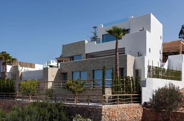 5 Zimmer Villa zu verkaufen in Dénia mit Pool - 2.650.000 € (Ref: 8586706)