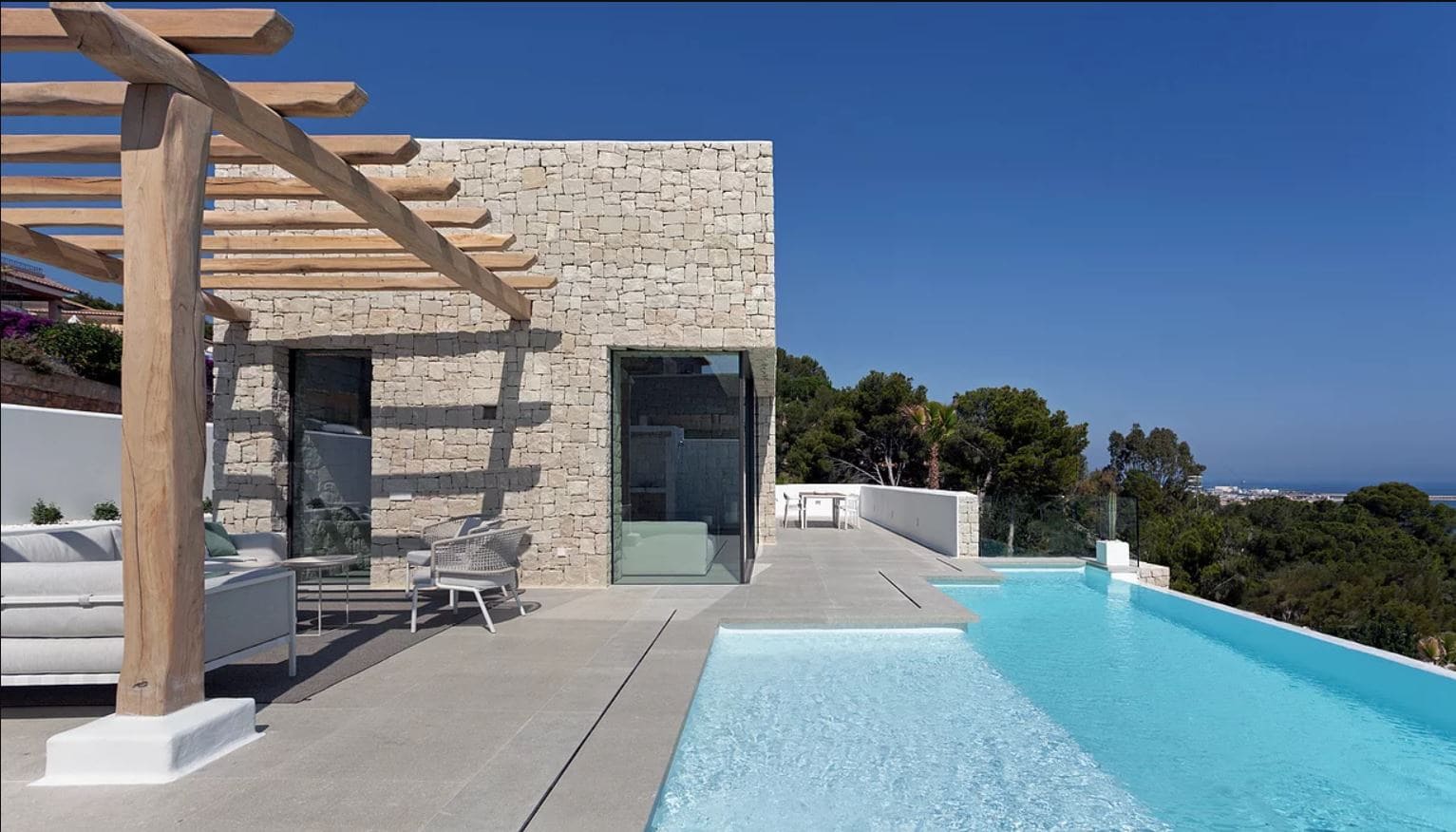 5 Zimmer Villa zu verkaufen in Denia mit Pool - 2.650.000 € (Ref: 8586706)