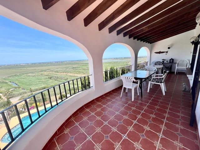 5 bedroom Villa for sale in Monte Pego, Pego with pool - € 575,000 (Ref: 8598165)