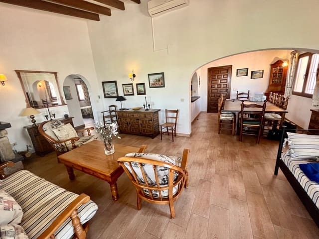 5 bedroom Villa for sale in Monte Pego, Pego with pool - € 575,000 (Ref: 8598165)