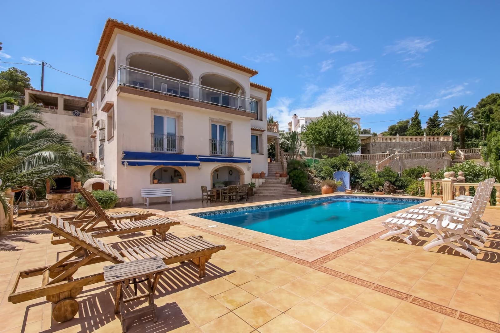 Chalet de 4 habitaciones en Javea / Xàbia en venta con piscina - 999.000 € (Ref: 8605758)