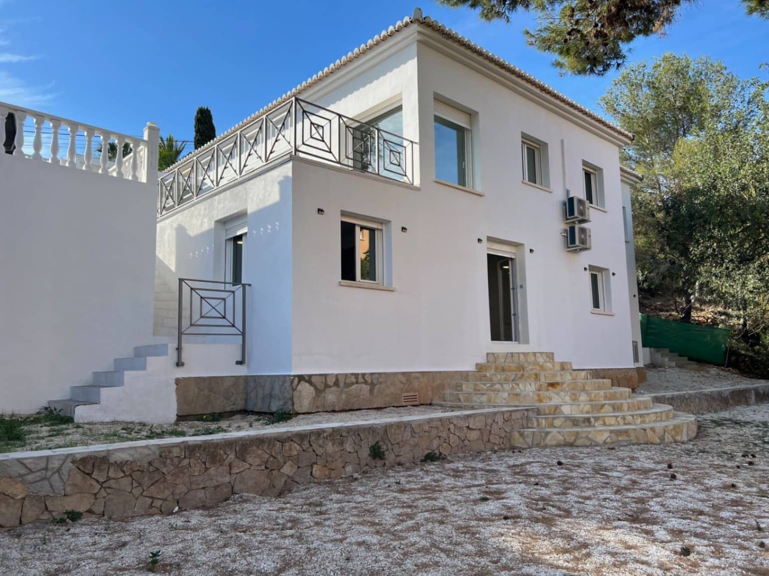 Chalet de 5 habitaciones en Dénia en venta con piscina - 595.000 € (Ref: 8613725)