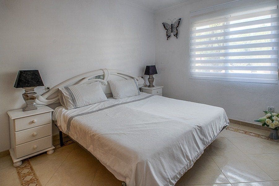 4 Zimmer Villa zu verkaufen in La Nucia mit Pool - 460.000 € (Ref: 8633247)