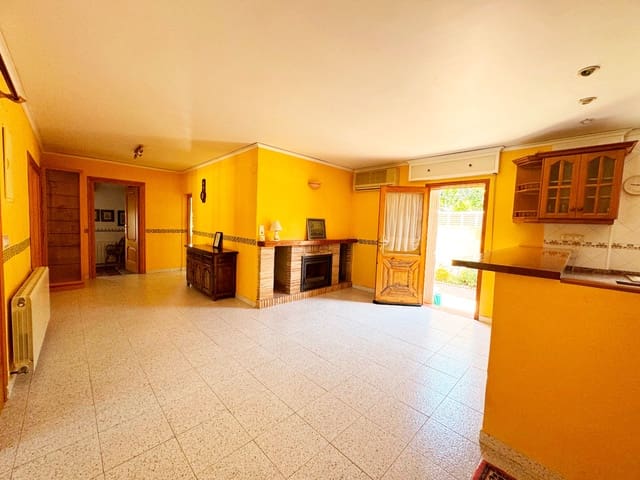 4 slaapkamer Villa te koop in Dénia met zwembad - € 459.900 (Ref: 8638205)