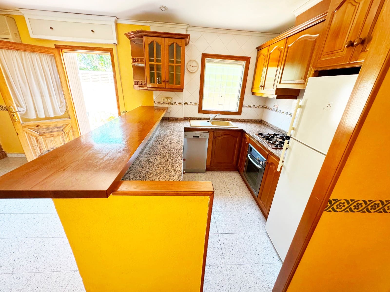 4 slaapkamer Villa te koop in Denia met zwembad - € 459.900 (Ref: 8638205)