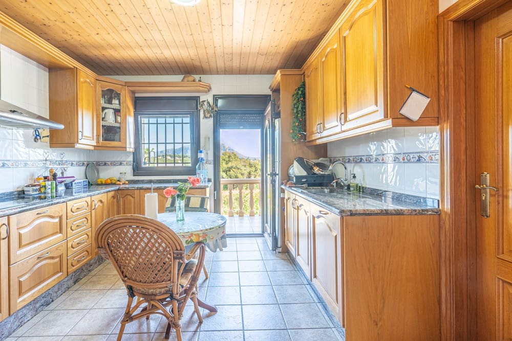 3 sypialnia Finka/Dom wiejski na sprzedaż w Javea / Xabia z basenem - 985 000 € (Ref: 8644664)