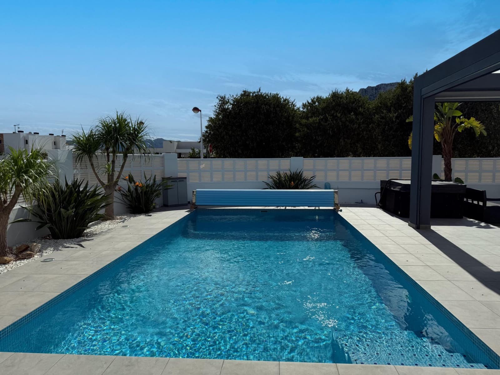 3 sypialnia Willa na sprzedaż w Denia z basenem - 645 000 € (Ref: 8655712)