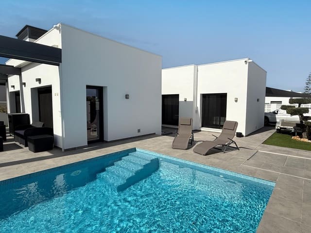 3 Zimmer Villa zu verkaufen in Dénia mit Pool - 645.000 € (Ref: 8655712)