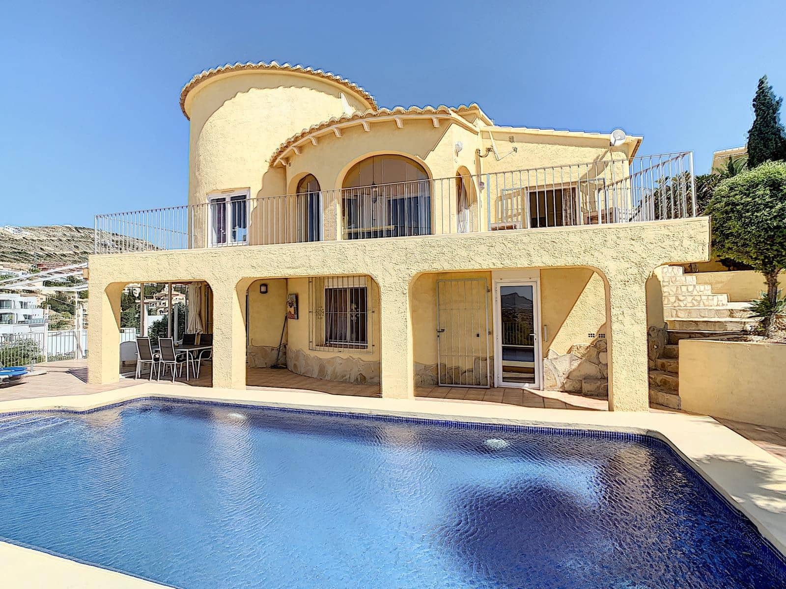 3 slaapkamer Villa te koop in Moraira met zwembad - € 695.000 (Ref: 8662032)