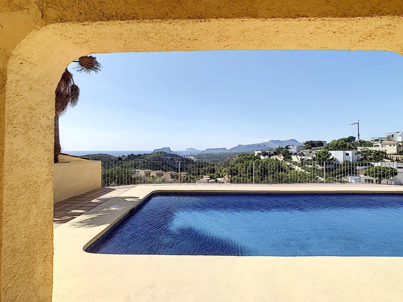 3 slaapkamer Villa te koop in Moraira met zwembad - € 695.000 (Ref: 8662032)