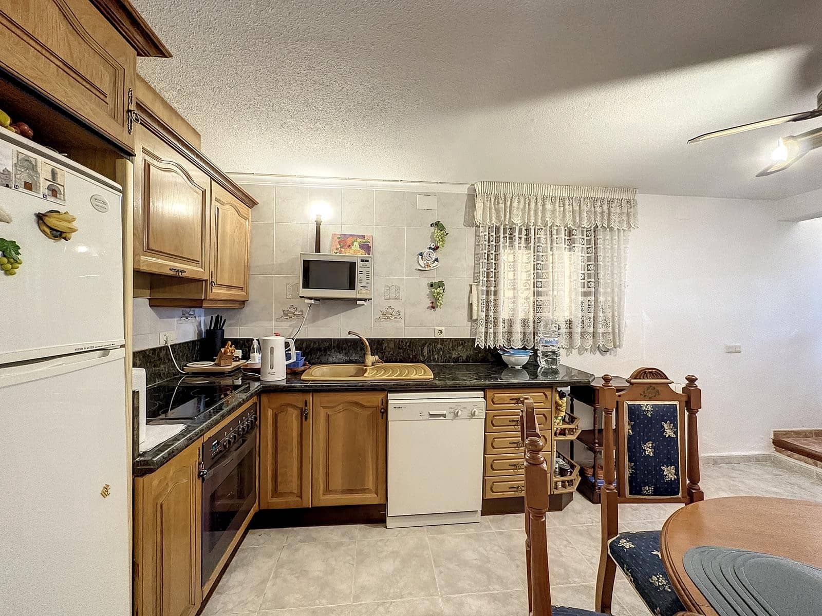 Chalet de 4 habitaciones en Moraira en venta con piscina - 529.000 € (Ref: 8662035)