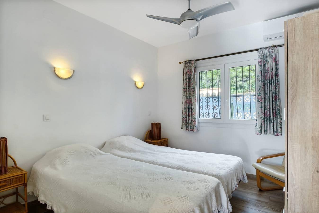 3 makuuhuone Huvila myytävänä paikassa Javea / Xabia mukana uima-altaan - 750 000 € (Ref: 8664226)