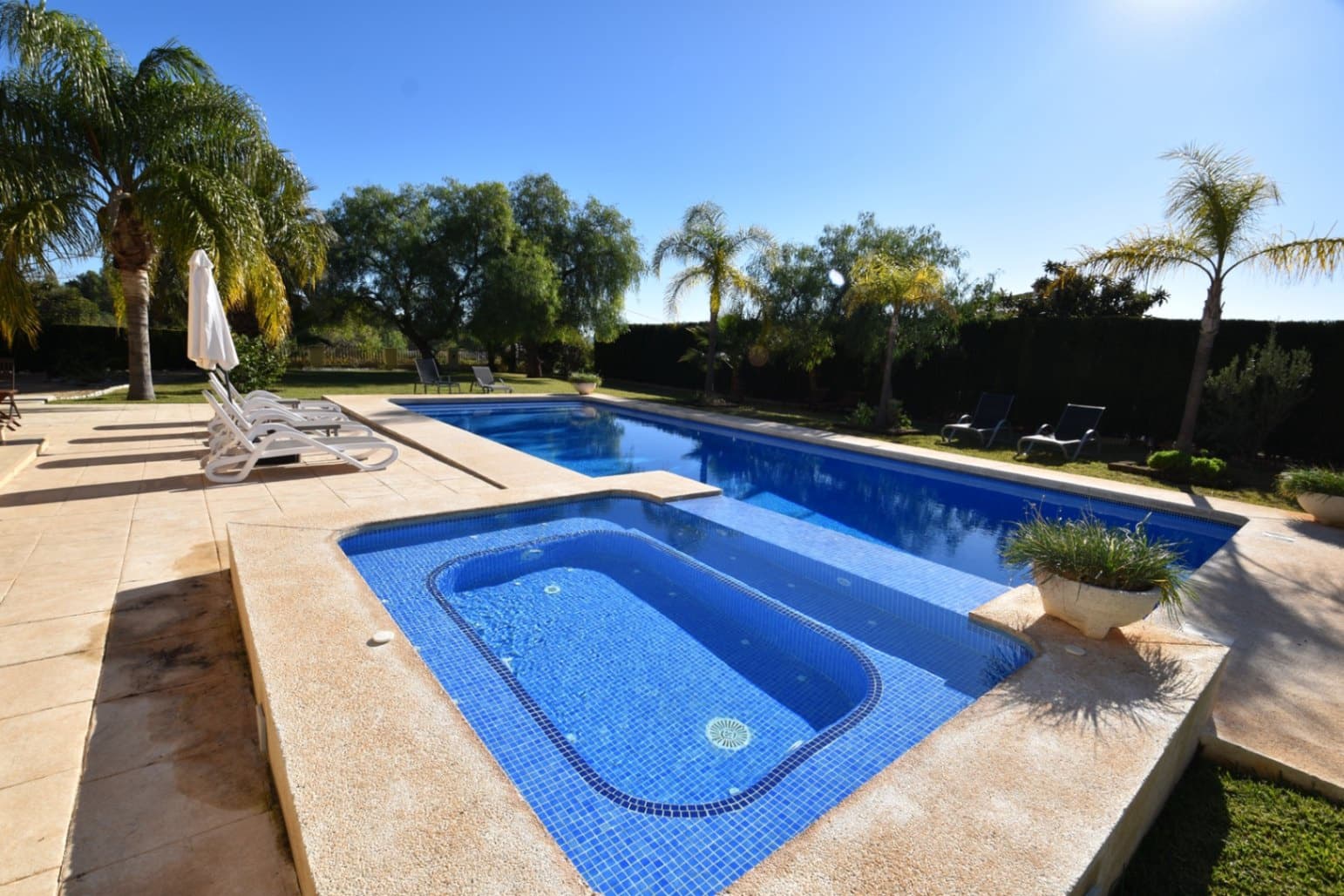 5 Zimmer Villa zu verkaufen in Javea / Xabia mit Pool - 1.370.000 € (Ref: 8664227)