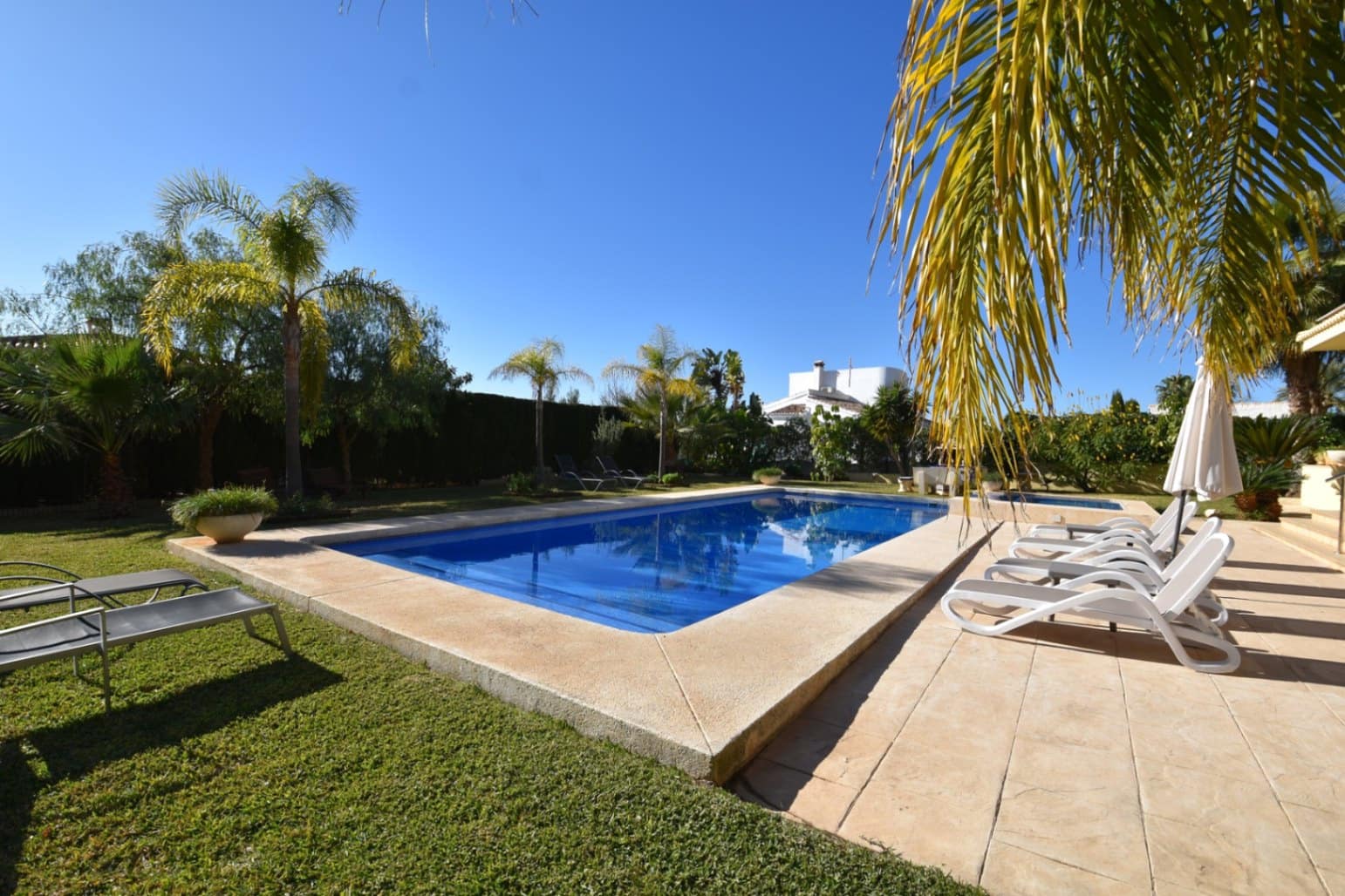 5 Zimmer Villa zu verkaufen in Javea / Xabia mit Pool - 1.370.000 € (Ref: 8664227)