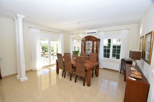 5 Zimmer Villa zu verkaufen in Javea / Xàbia mit Pool - 1.370.000 € (Ref: 8664227)