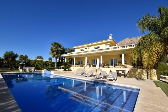5 Zimmer Villa zu verkaufen in Javea / Xàbia mit Pool - 1.370.000 € (Ref: 8664227)