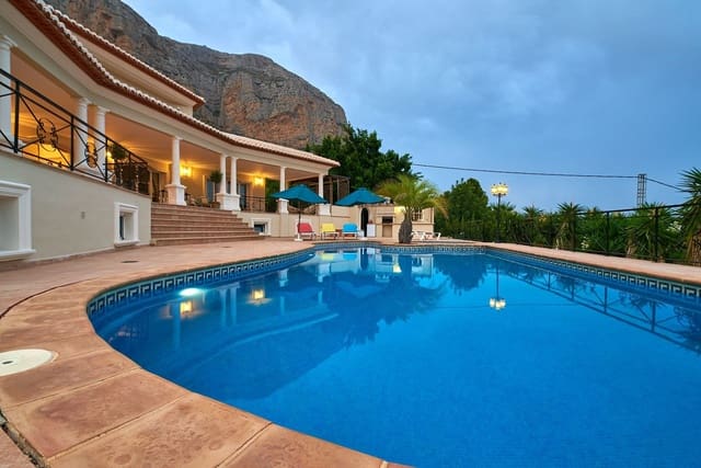 7 quarto Moradia para venda em Javea / Xàbia com piscina - 1 470 000 € (Ref: 8664231)