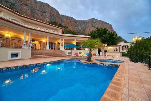 7 quarto Moradia para venda em Javea / Xabia com piscina - 1 470 000 € (Ref: 8664231)