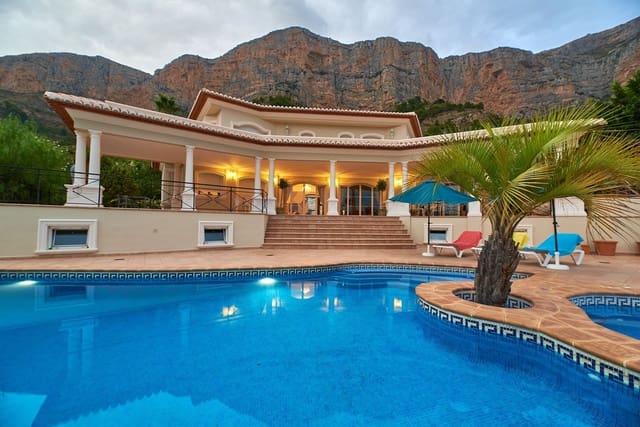 7 quarto Moradia para venda em Javea / Xàbia com piscina - 1 470 000 € (Ref: 8664231)