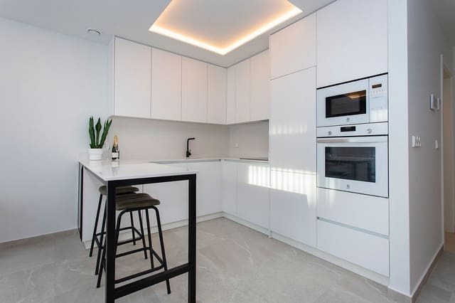 3 chambre Villa/Maison à vendre à Torre de la Horadada, Pilar de la Horadada avec piscine garage - 519 900 € (Ref: 8664236)