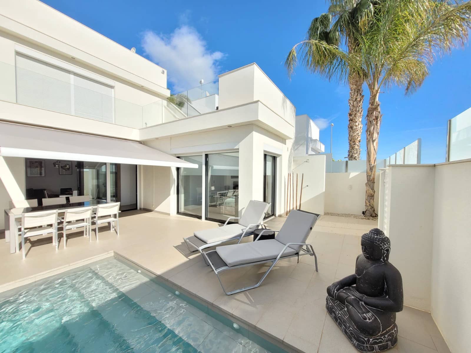 3 slaapkamer Villa voor vakantieverhuur in Ciudad Quesada met zwembad garage - € 980 (Ref: 8665770)