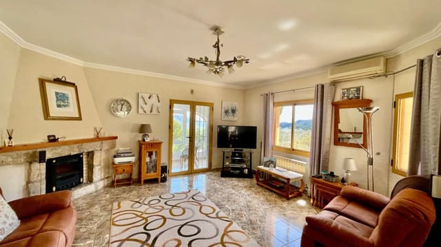 5 slaapkamer Finca/Landhuis te koop in Jalón / Xaló met zwembad - € 399.950 (Ref: 8695805)