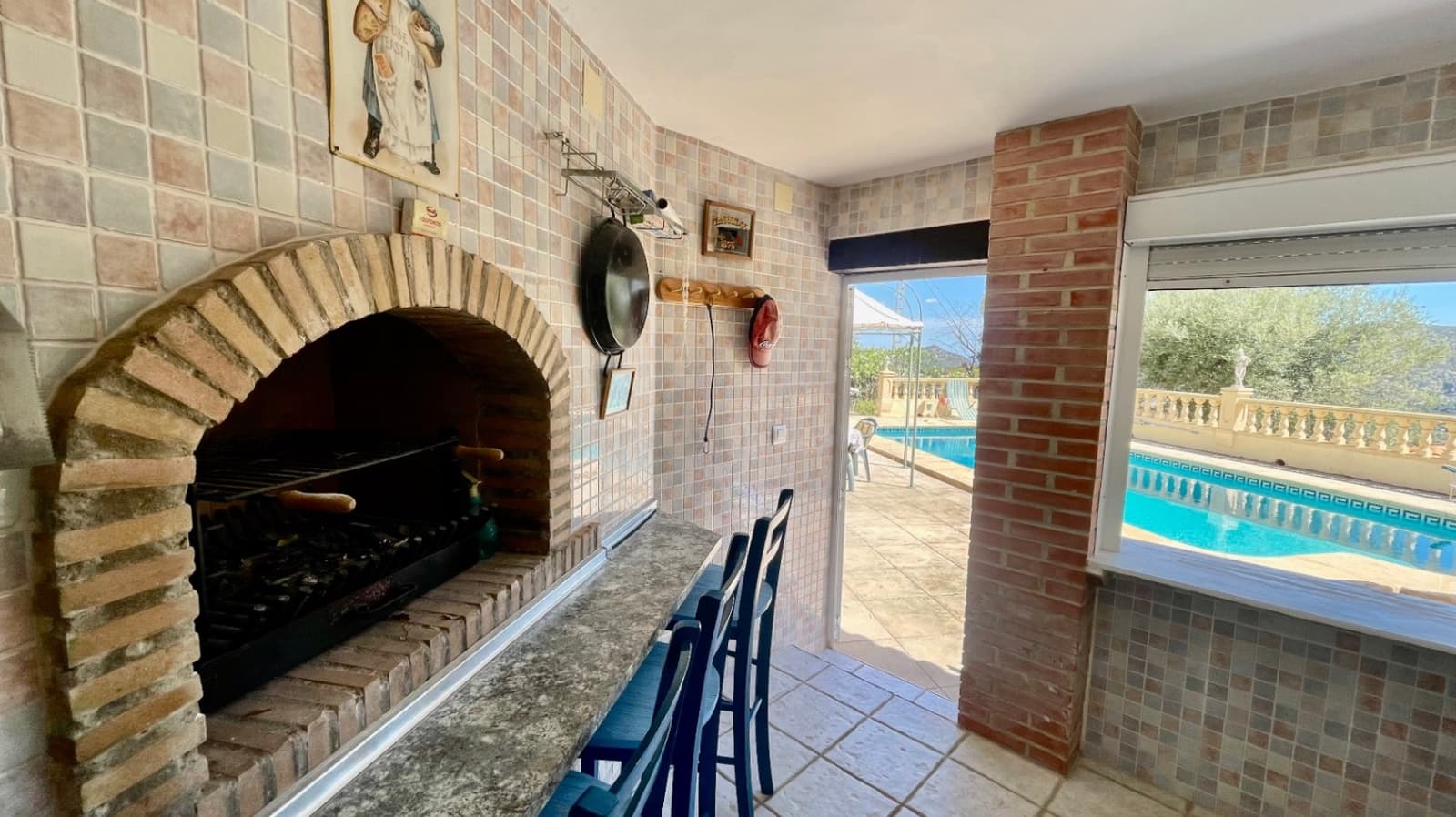 5 soveværelse Finca/Landehus til salg i Jalon / Xalo med swimmingpool - € 399.950 (Ref: 8695805)