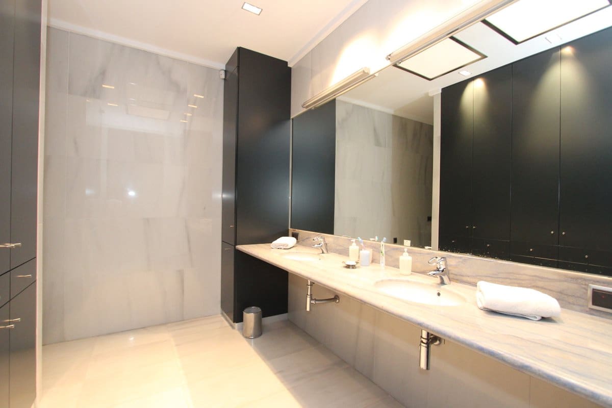 5 Zimmer Villa zu verkaufen in Denia mit Pool - 2.500.000 € (Ref: 8696171)