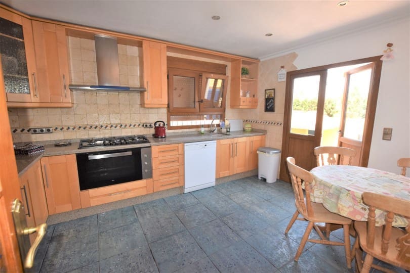 5 quarto Moradia para venda em Pueblo Bravo - 899 000 € (Ref: 8707304)