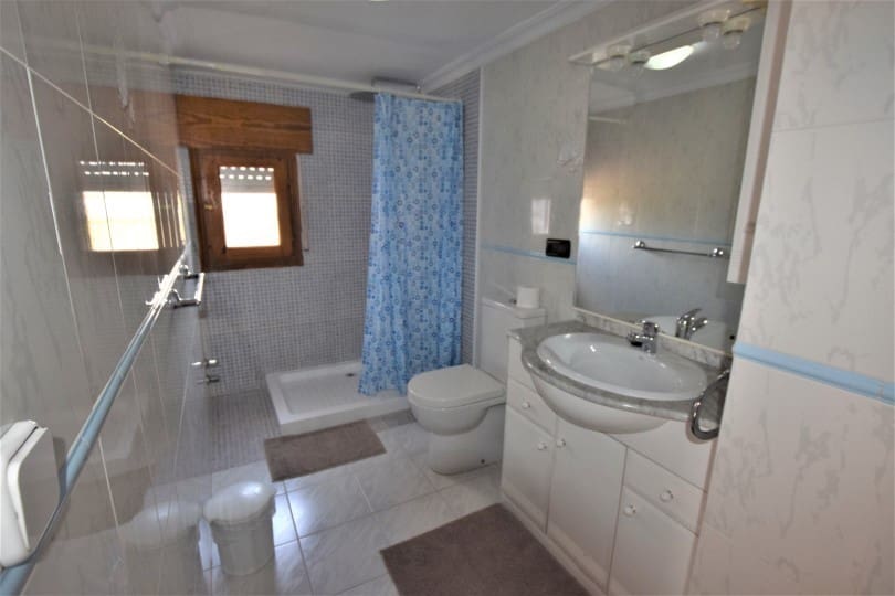 5 quarto Moradia para venda em Pueblo Bravo - 899 000 € (Ref: 8707304)